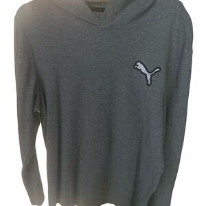 2 hoodies puma,under armor